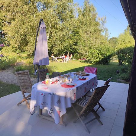 Chambre D'Hotes A La Campagne "Le Coudry" Serley Exteriör bild