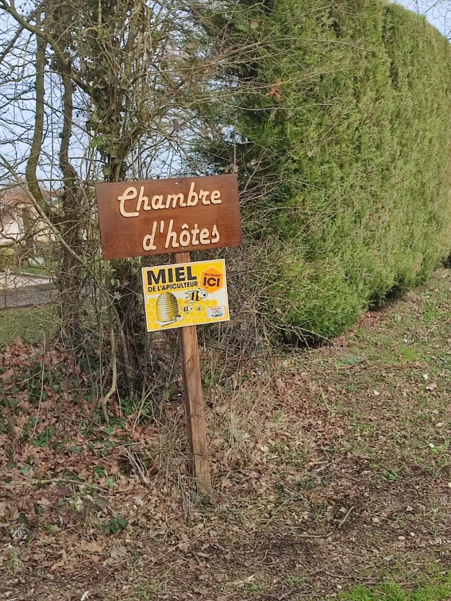 Chambre D'Hotes A La Campagne "Le Coudry" Serley Exteriör bild